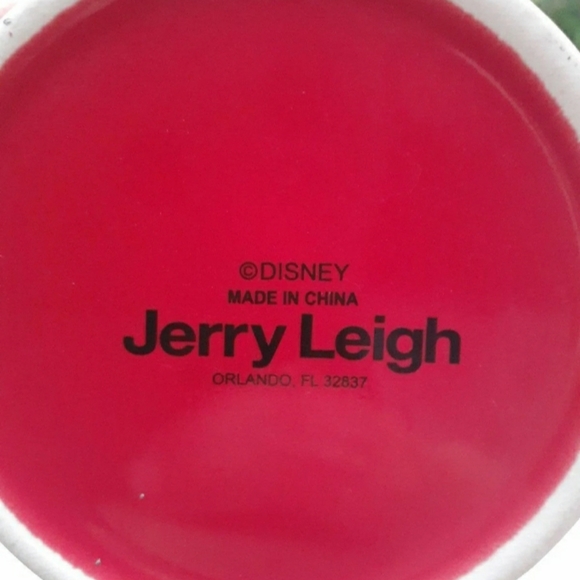 Disney 2018 authentic ceramic mug - Picture 2 of 2